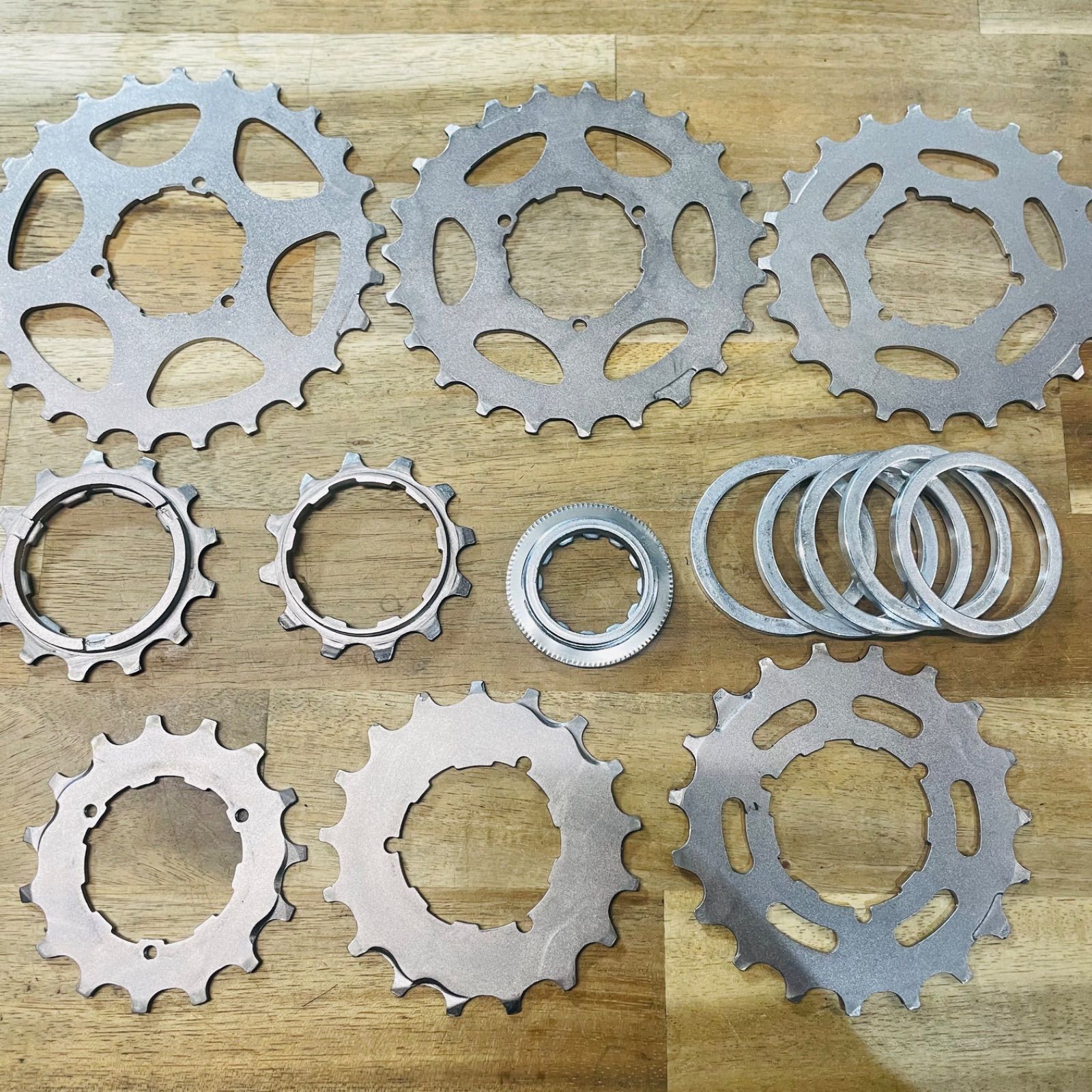 美品】 シマノ CS-7401 DURA-ACE 8s カセット スプロケット CS