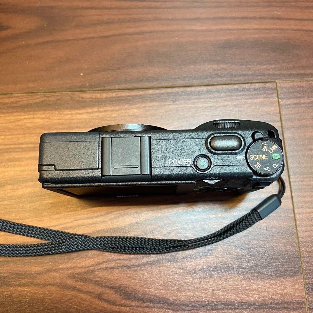 RICOH GR DIGITAL Ⅱ デジカメ ほぼ新品 3824 - メルカリ