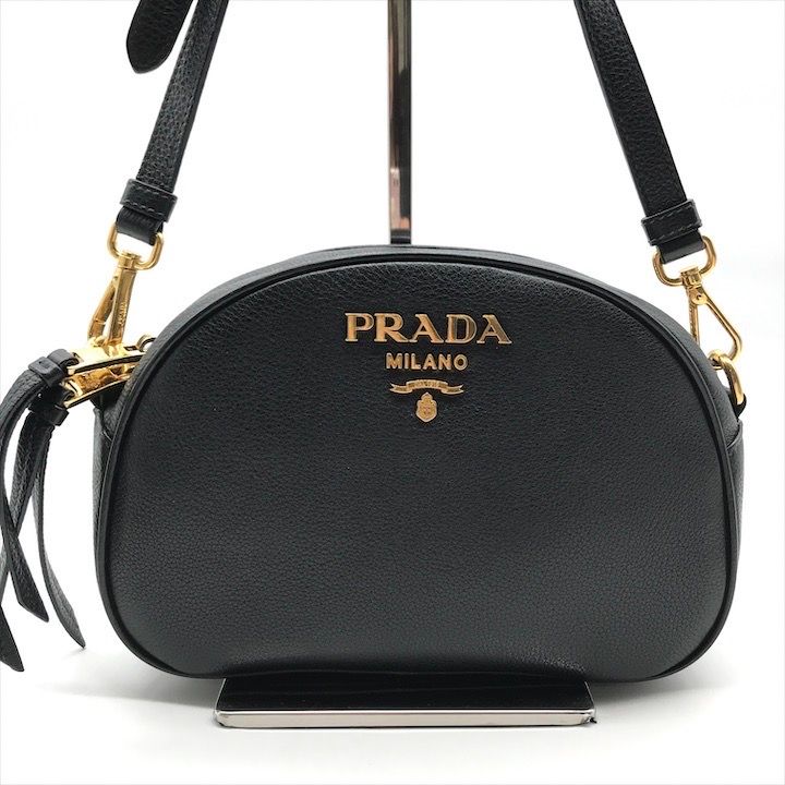 美品 PRADA プラダ ロゴ ゴールド金具 レザー IBH130 ショルダー