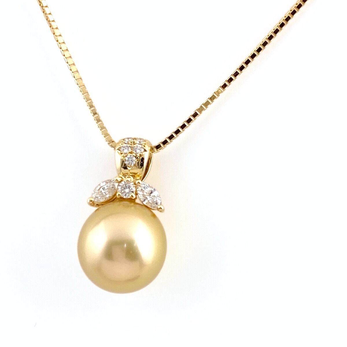 田崎真珠 TASAKI K18ダイヤ パール デザインペンダントトップ