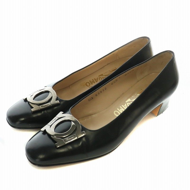 Salvatore Ferragamo グレー パンプス OLD FERRAGAMO(オールドフェラガモ) グレースエード×ロゴ