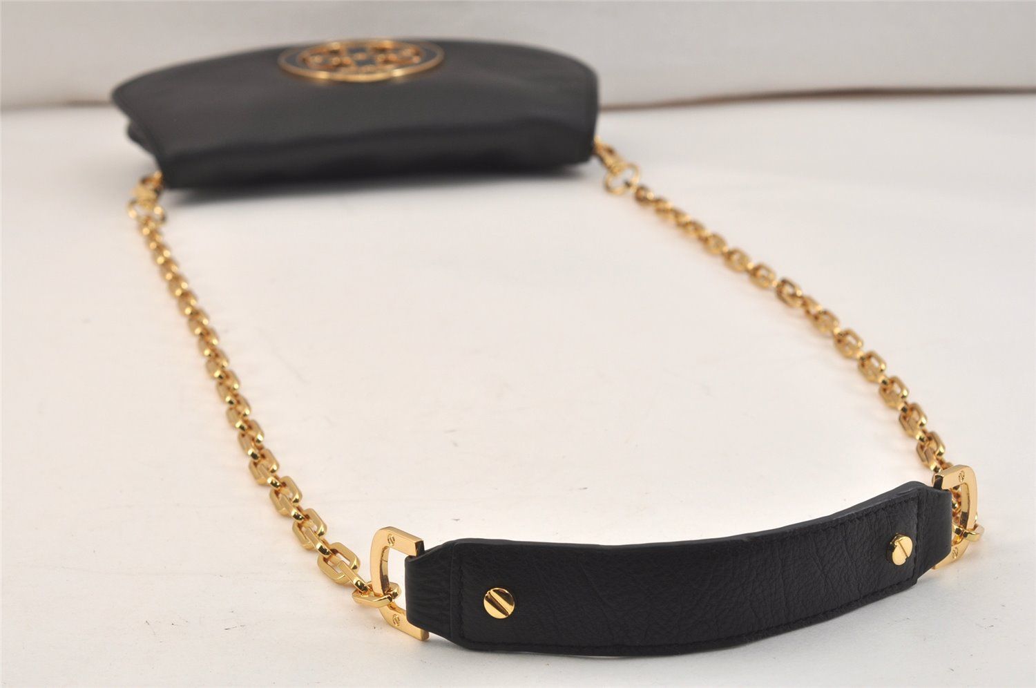 トリバーチショルダーバッグ チェーンストラップ付き ブラック