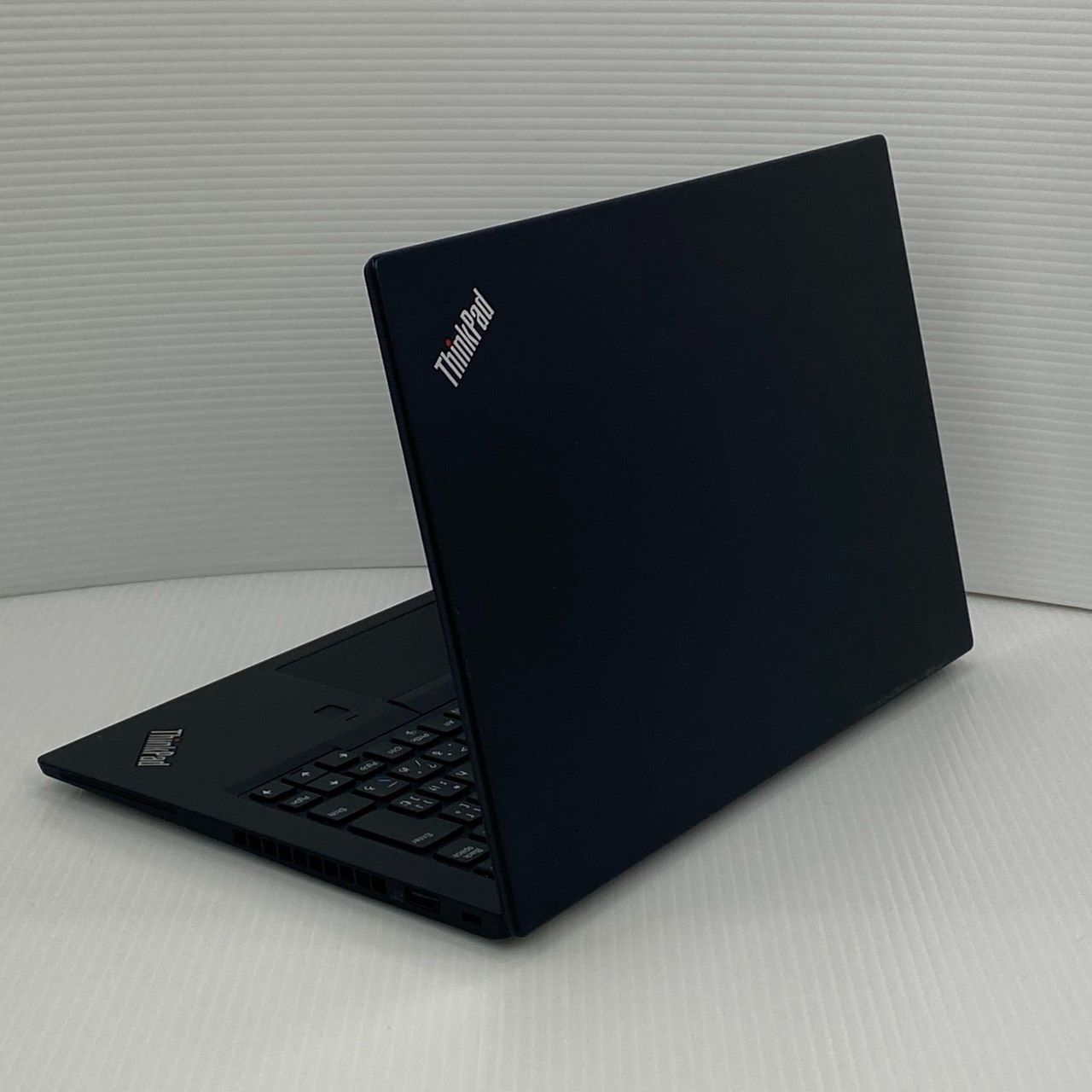 i5第8世代 8GBメモリ
