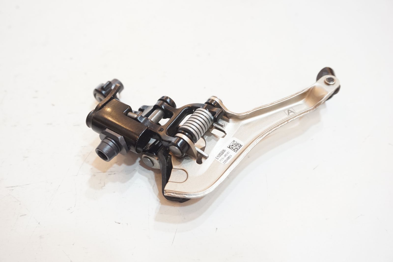 フロントディレイラー