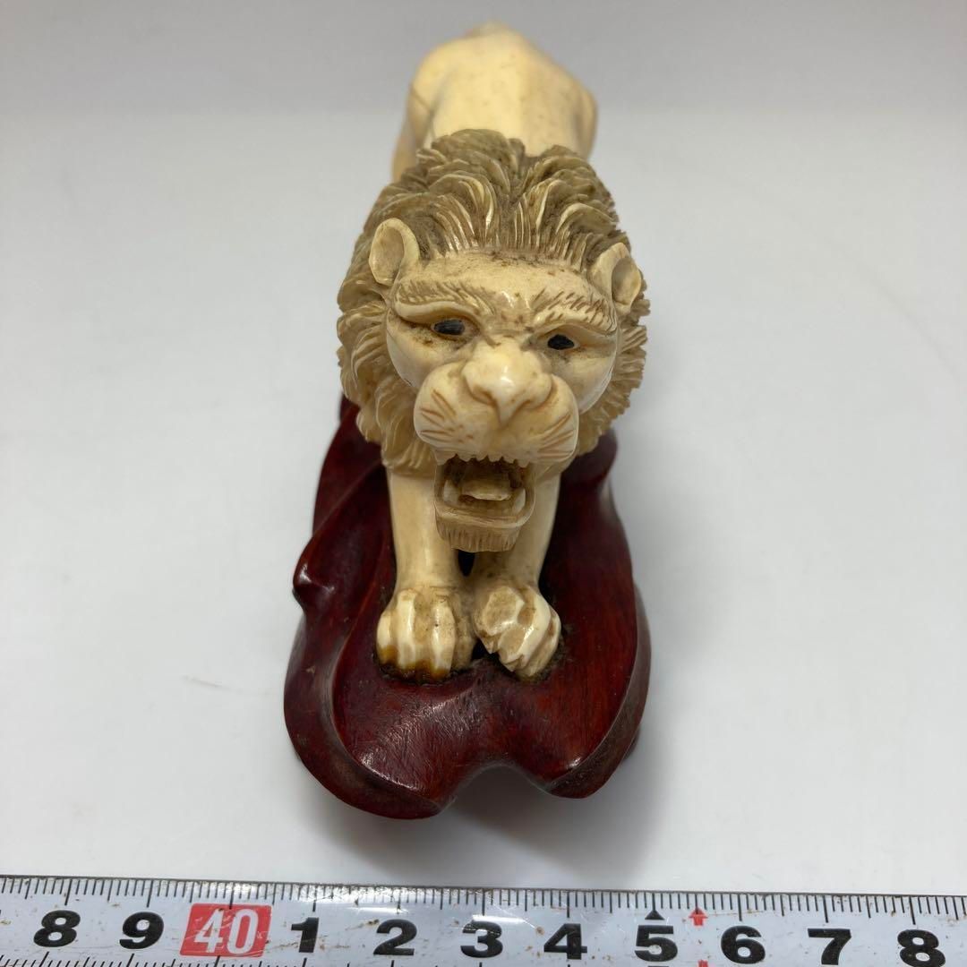 上ライオン置物 169g