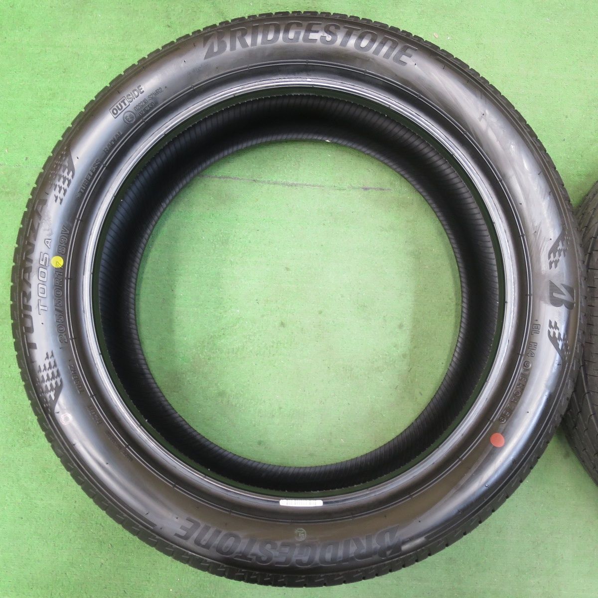 送料無料] 新車外し！25年☆205/50R17 ブリヂストン トランザ T005A