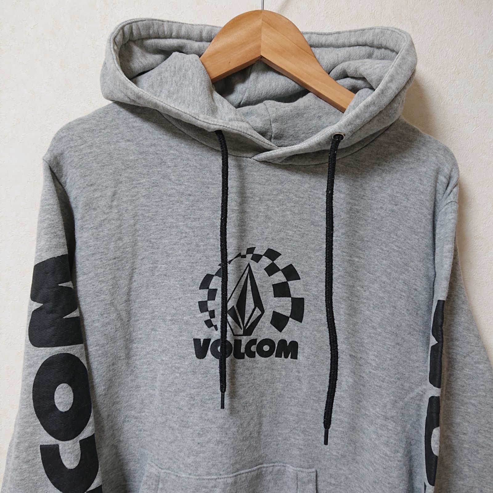 w^)b VOLCOM ボルコム スウェット パーカー フード プルオーバー