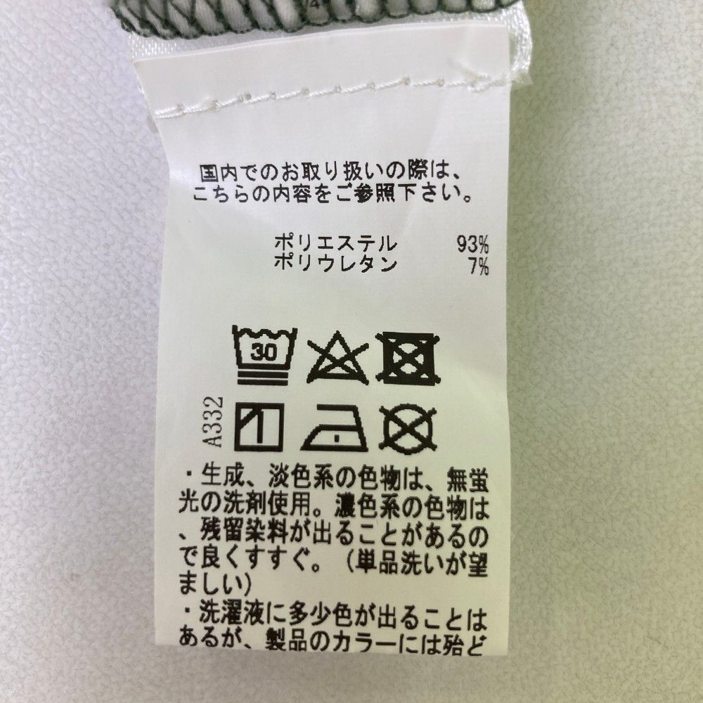 サイズ：S J.LINDEBERG ジェイリンドバーグ  ハイネック 半袖Tシャツ ボーダー柄 グリーン系 [240101430020] ゴルフウェア メンズ ストスト サイズ：S J.LINDEBERG ジェイリンドバーグ ハイネック 半袖T