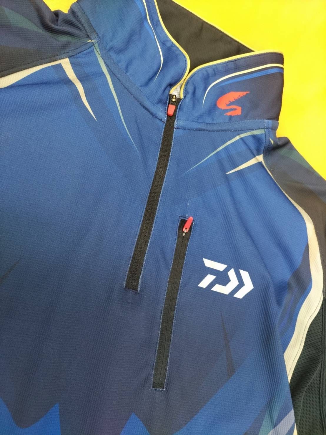 美品】ダイワ スペシャルロングスリーブシャツ DE-7025〔Lサイズ〕（01