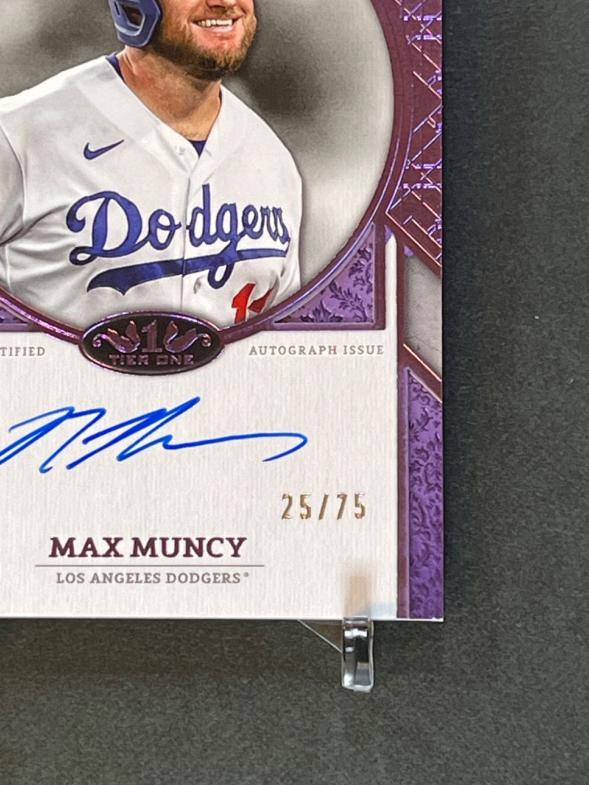 topps TIER ONE クリストファーモレル　サインジャージカード topps topps TIER 2025年最新】christopher ONE クリストファー