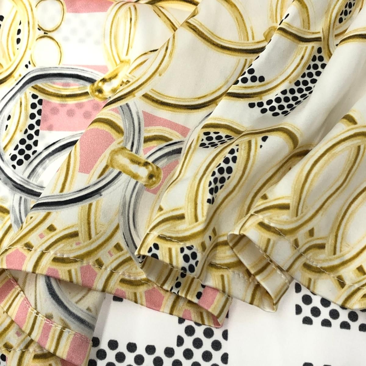 VERSACE CLASSIC ヴェルサーチクラシック 半袖カットソー ブラウス  サイズ:46  マルチカラー シルク94% レディース チェーン柄 トップス VERSACE CLASSIC ヴェルサーチクラシック 半袖カットソー
