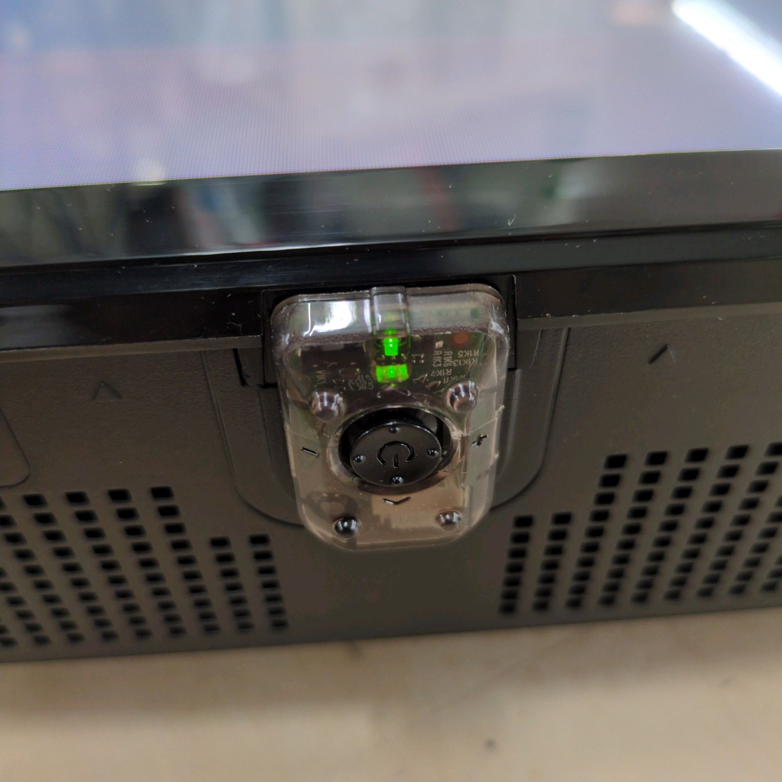 J559 ☆ジョワイユ☆32インチ地デジTV☆SW32TVW☆2021年製