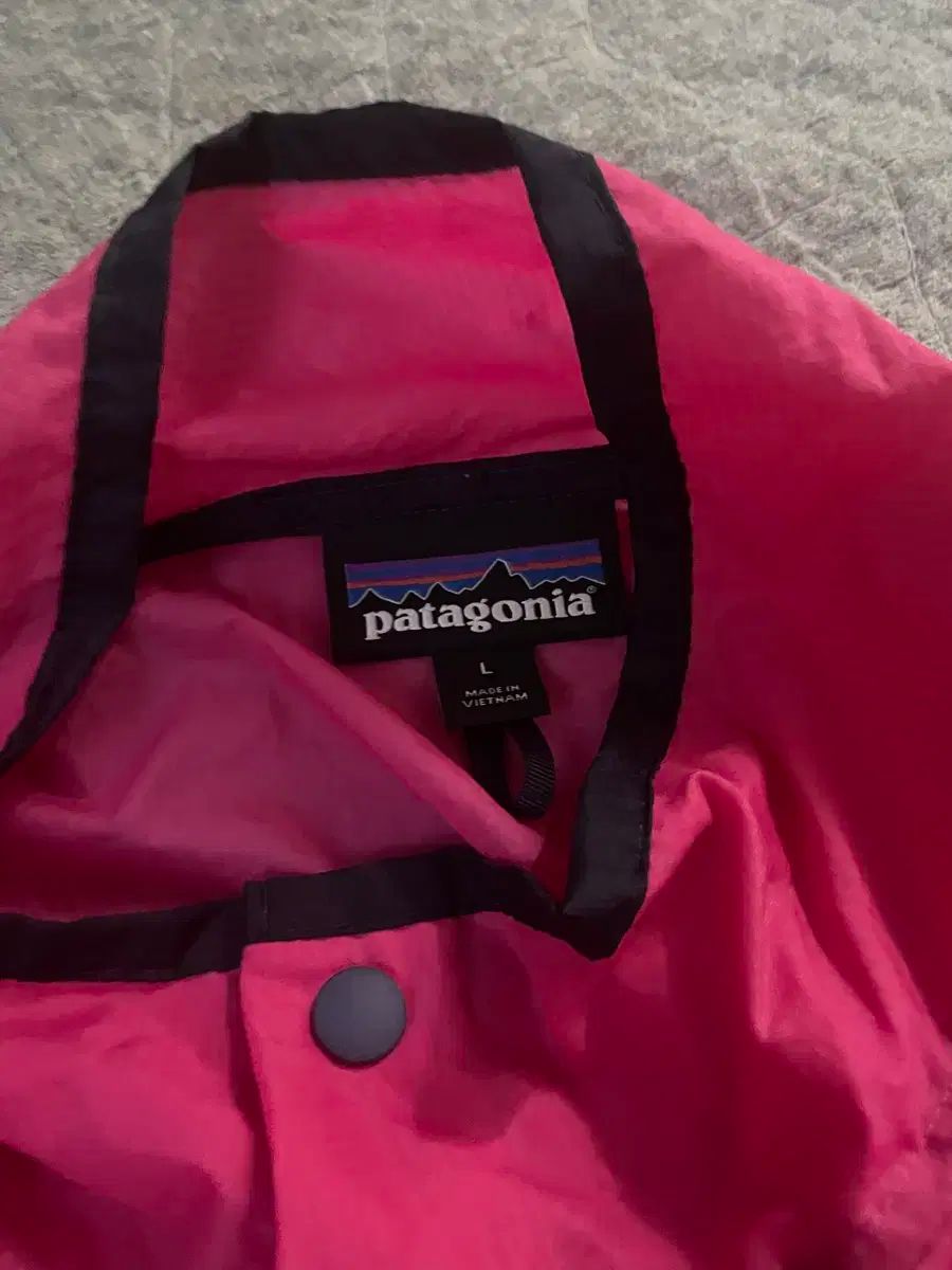 patagonia パタゴニア フーディーニ スナップティー ピンク L