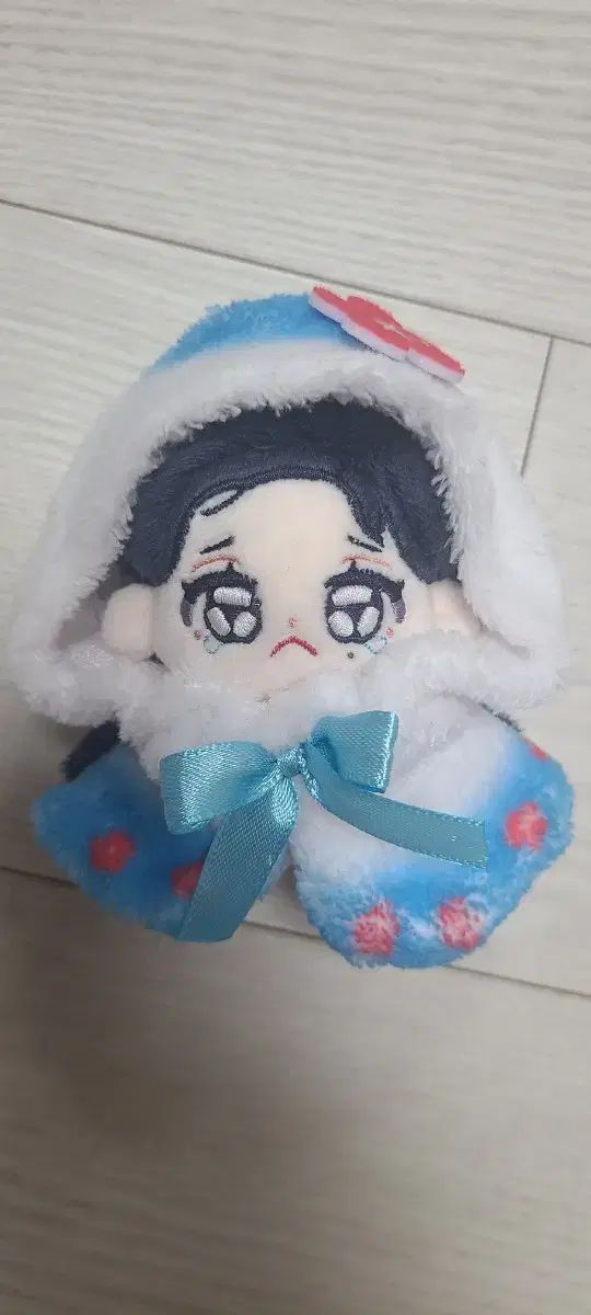 Amazon.co.jp: IU アイユー blue U ぬいぐるみ 20cm blueming