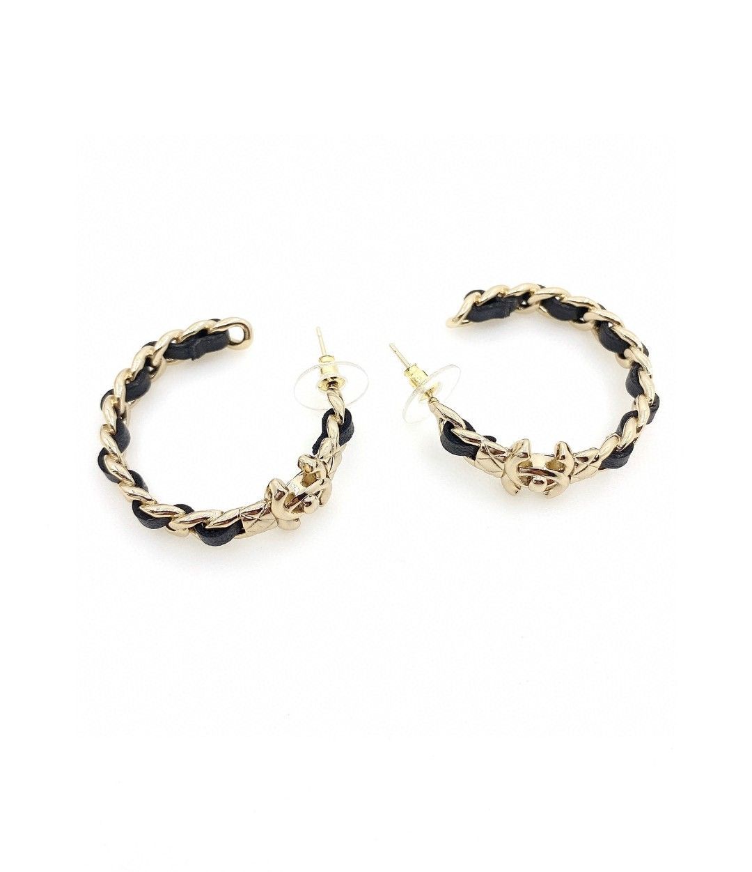C ピアス
