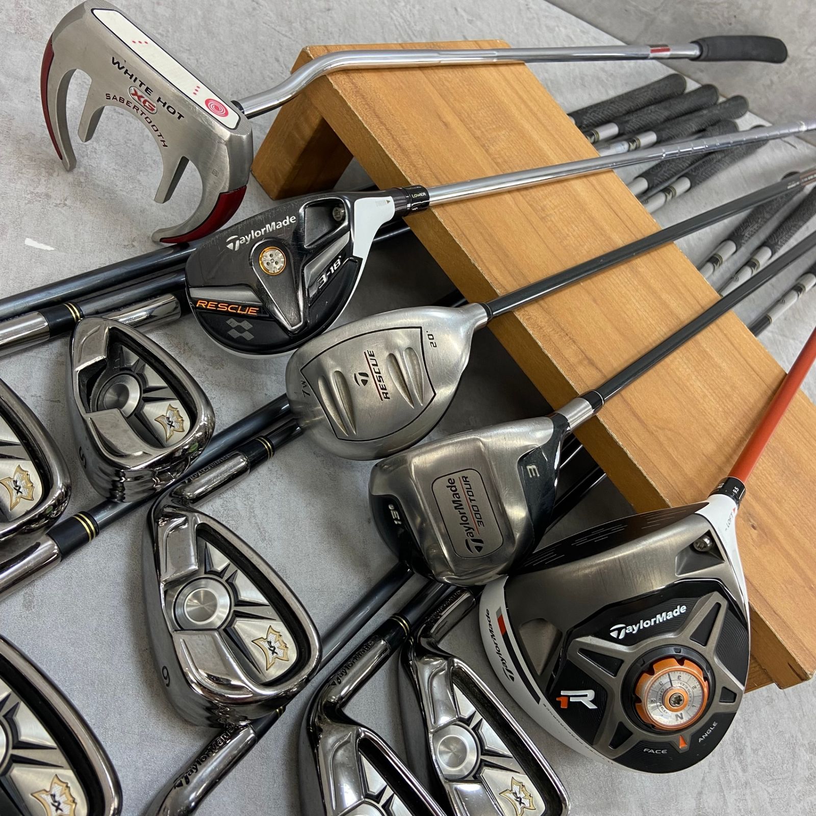 TaylorMade テーラーメイド メンズゴルフ13本セット 右利き用