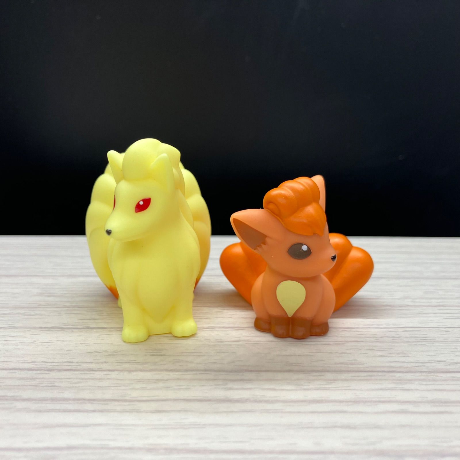 ポケモン 指人形 ロコン キュウコン 【A-2 ポケモンキッズ】 - メルカリ