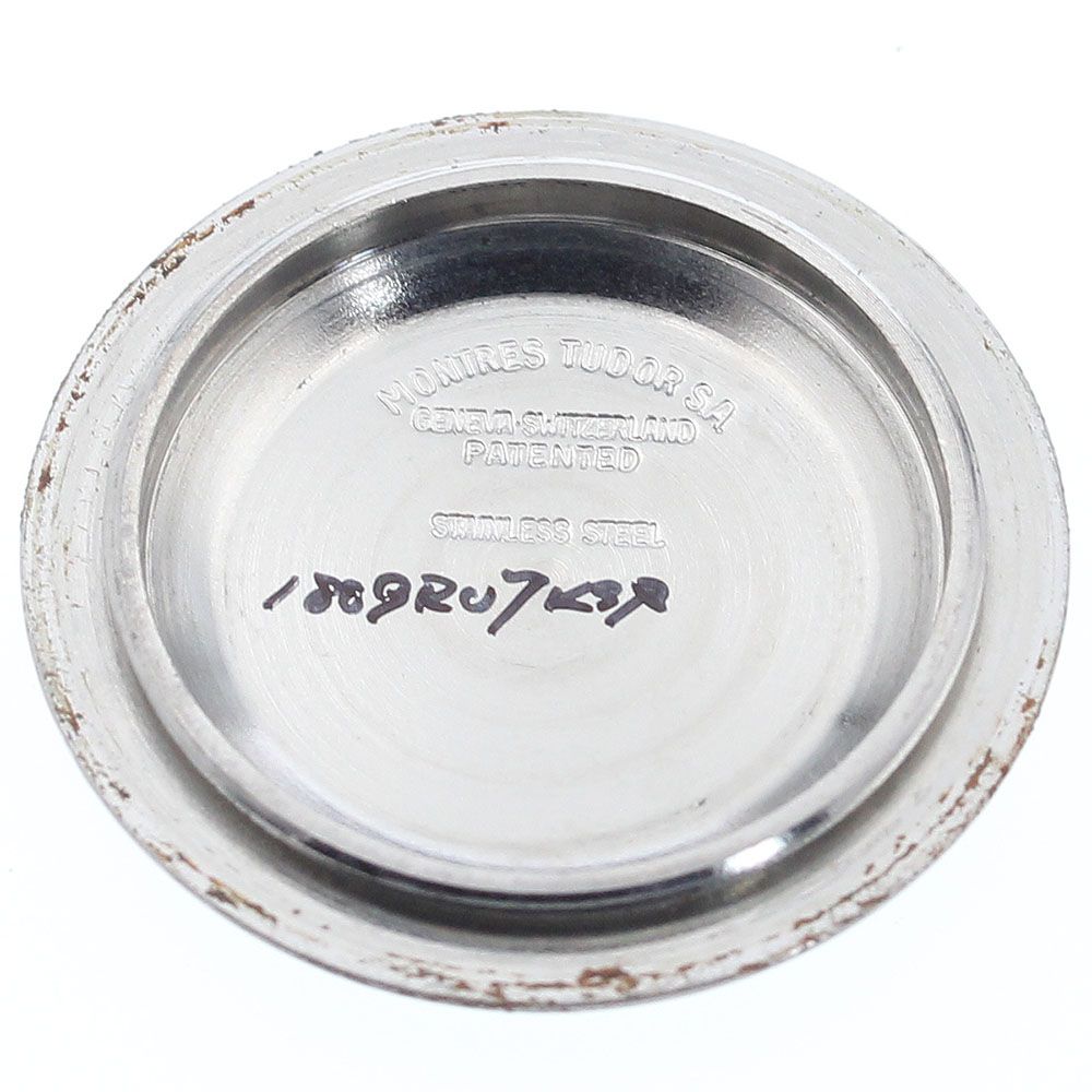 チュードル TUDOR