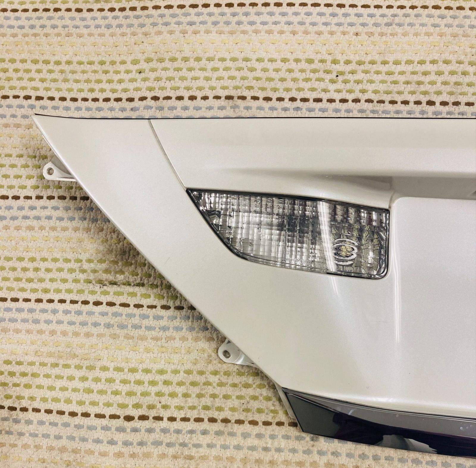 ANH20W　ヴェルファイア　バックドアガーニッシュ　070 バックドアガーニッシュ トヨタ ヴェルファイア 20系 前期専用 2008年