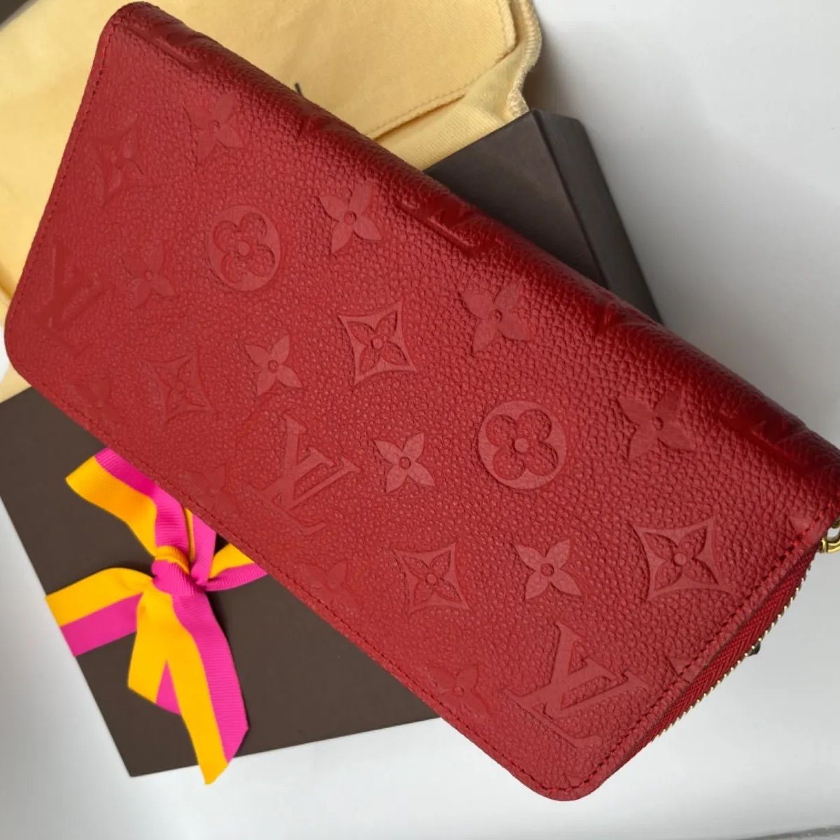 M60547 LOUIS VUITTON ルイヴィトン ジッピーウォレット アンプラント 