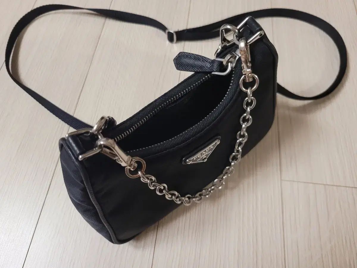 PRADA プラダ 1tt122 Re-Edition リエディション ナイロン ミニバッグ ミニホーボーバッグ