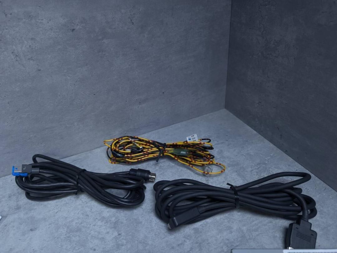 フロントインフォディスプレイ