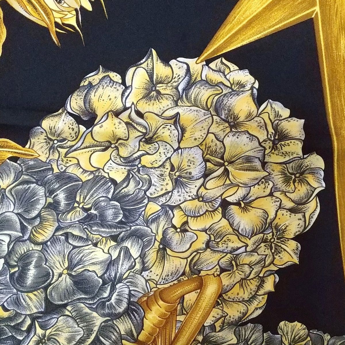 エルメス スカーフ美品 カレ PASSIFLORESファッション小物 - バンダナ/スカーフ