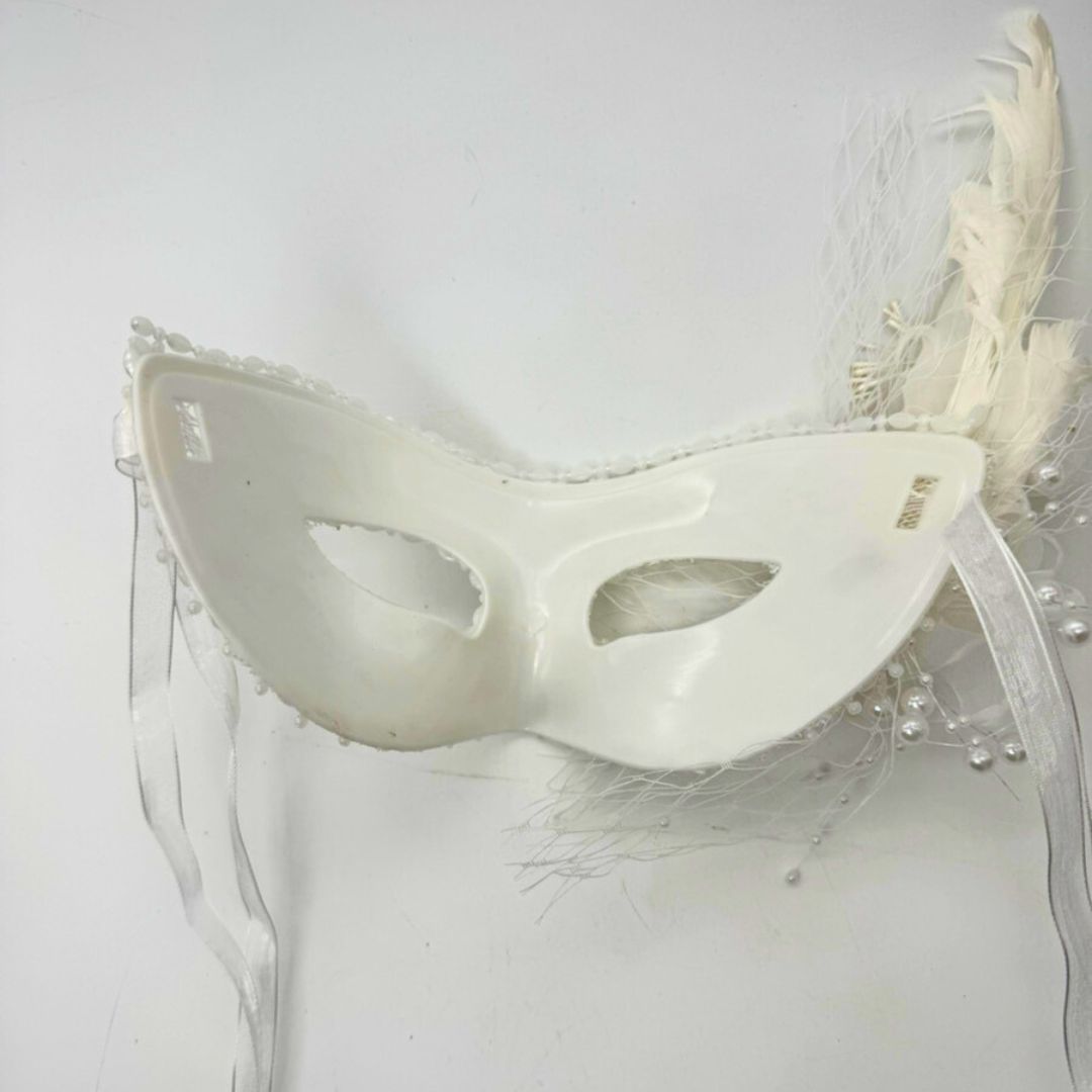 ベネチアンマスク ホワイトフラワー レース付き Venetian Noir