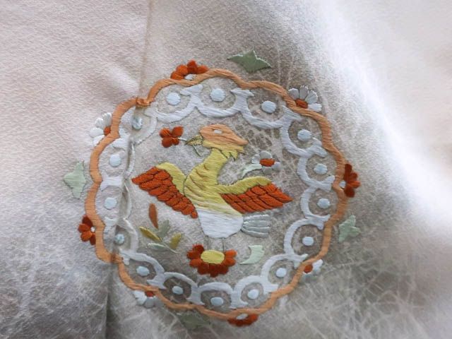 一輝堂】リサイクル着物 付下げ 刺繍 金糸 花 鳳凰文 正絹 身丈