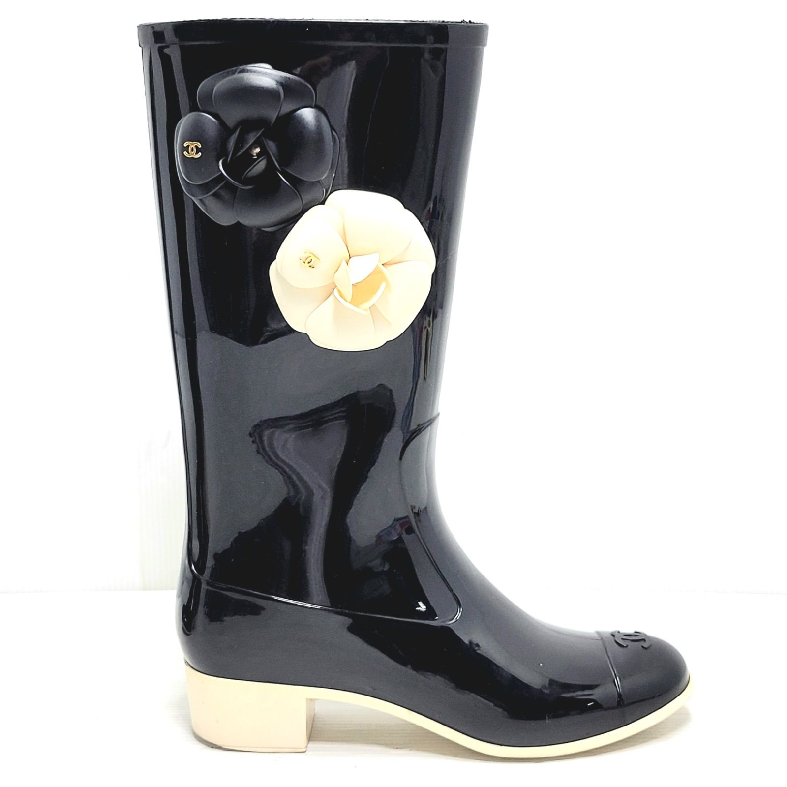 【リア】CHANEL レインブーツ　カメリア　ブラック　ココマーク CHANEL シャネル ブーツ レディース カメリア レインブーツ ココ