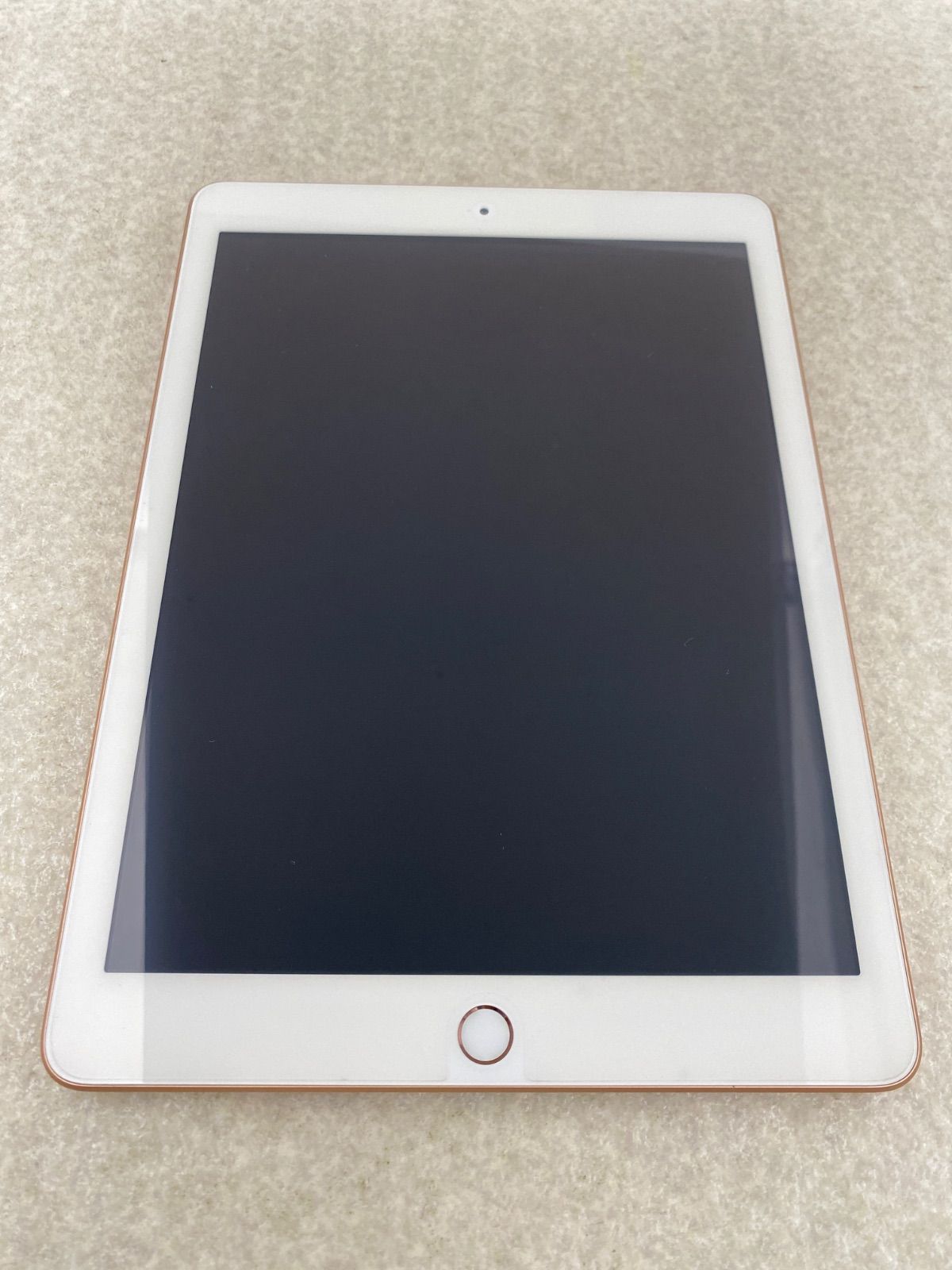 iPad 第6世代 32GB Wi-Fiモデル バッテリー92% A1893 アク