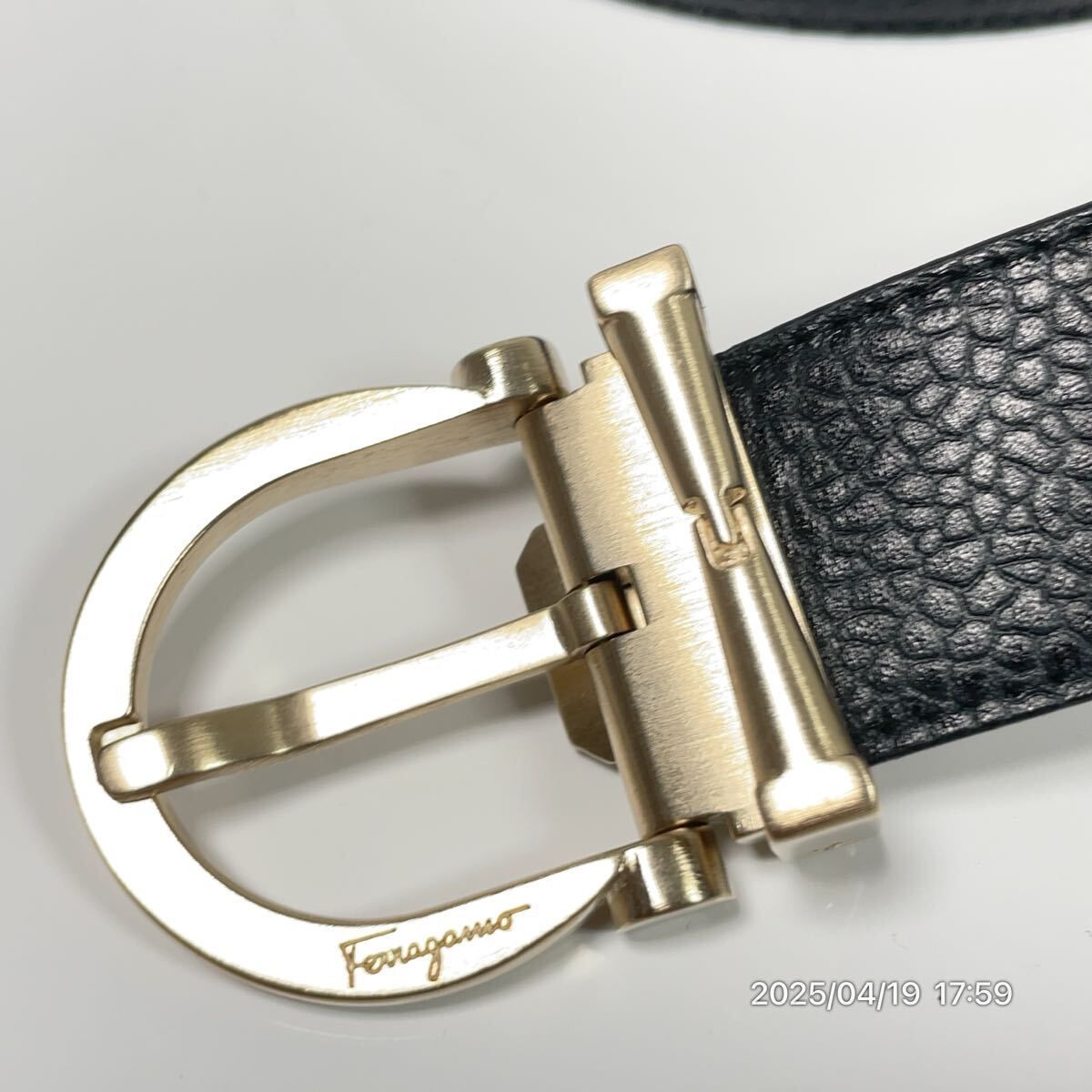 極美品 Ferragamo サルヴァトーレフェラガモ ガンチーニ風