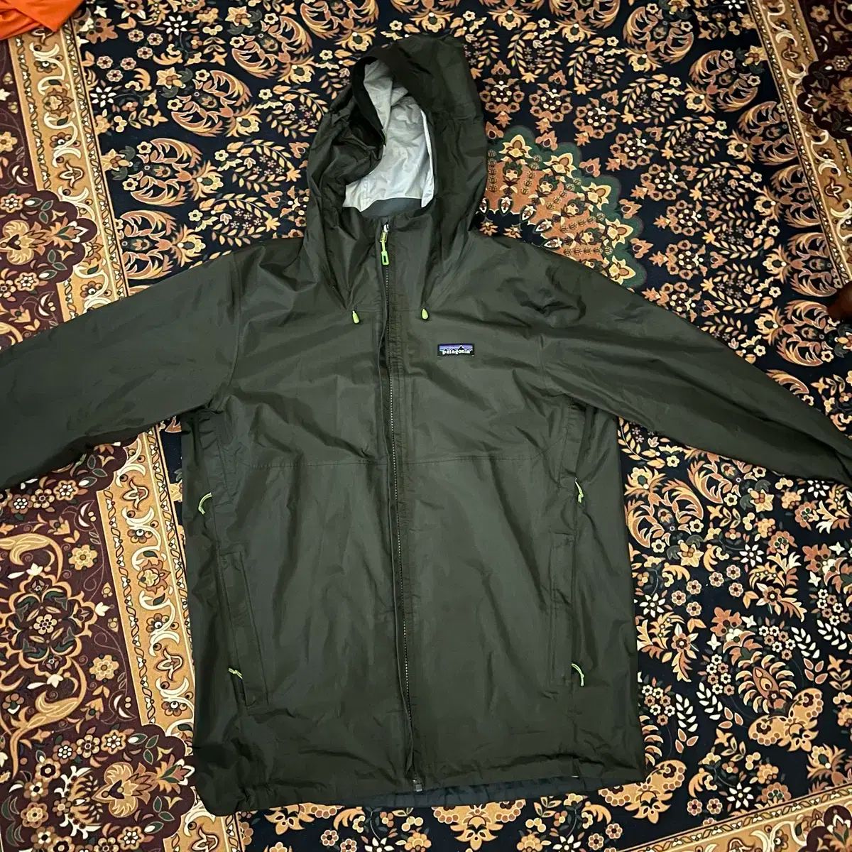 patagonia パタゴニア ウィンドブレーカー メンズ 100