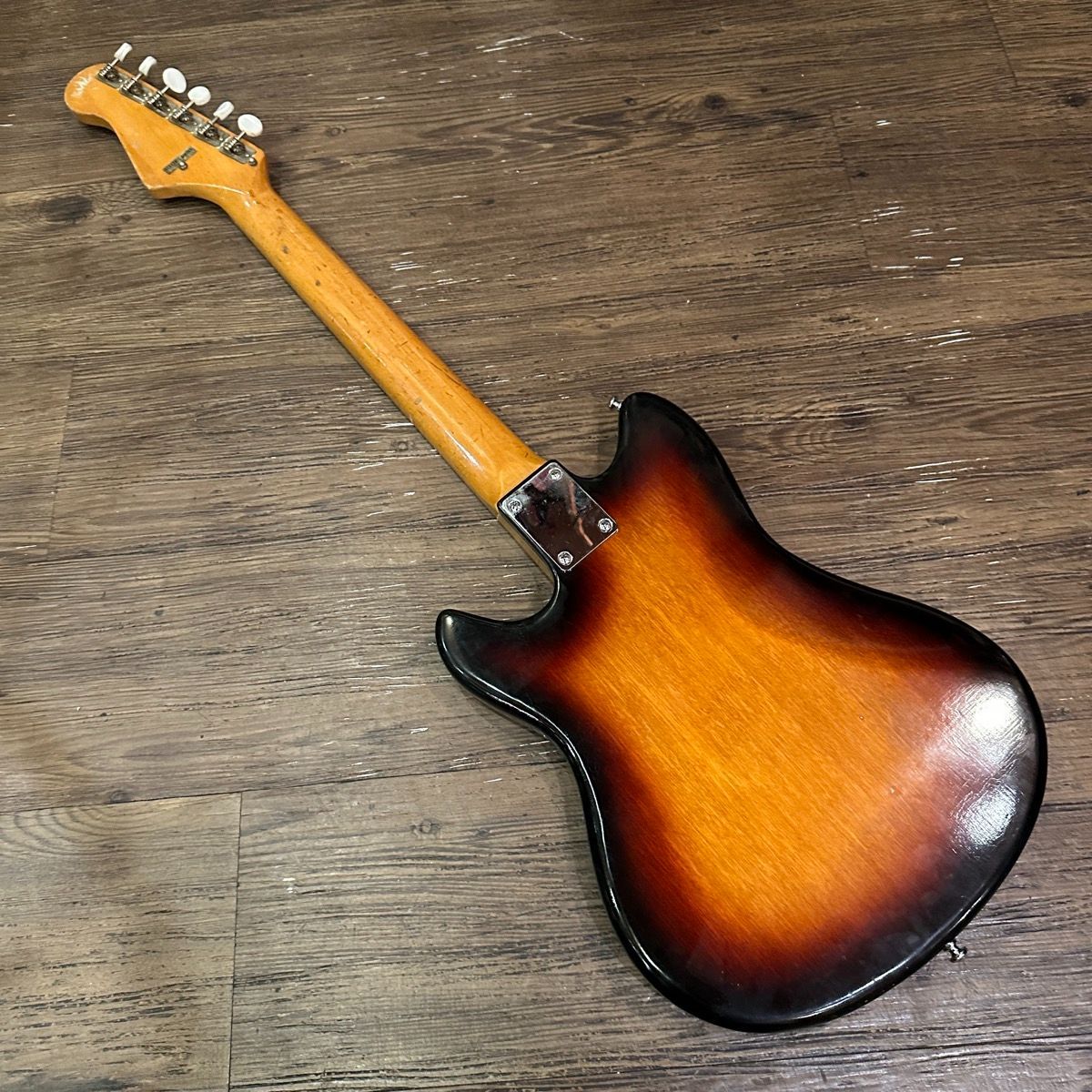 【ジャンク品】GUYATONE エレキギター LG-65T GUYATONE LG-65T エレキギター 弦楽器 グヤトーン ジャンク