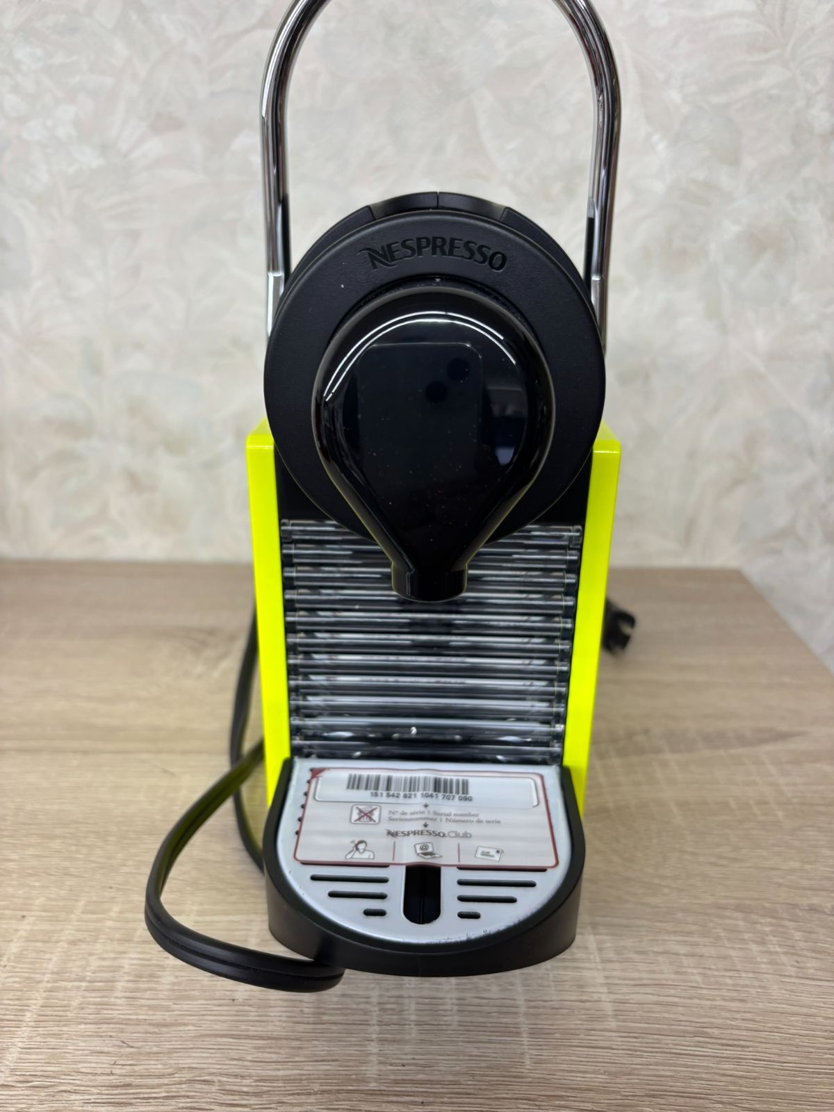 カプセル式コーヒーメーカー