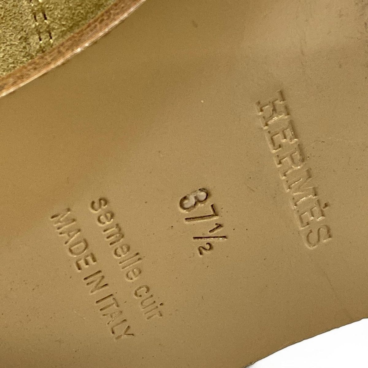 フレンチー ベージュ