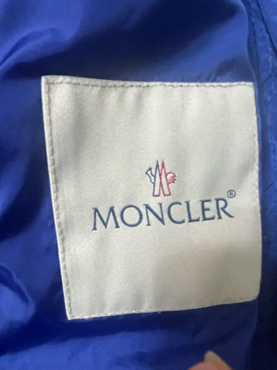 キッズ ウィンドブレーカー