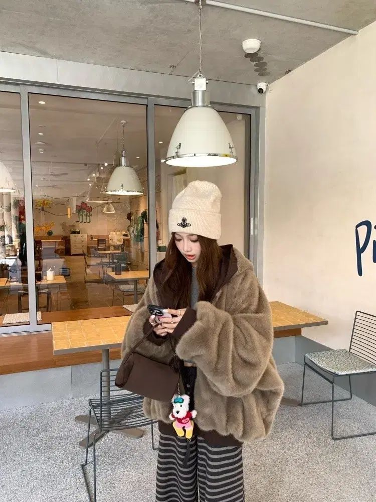 ブラウン ファー フード ジップアップ