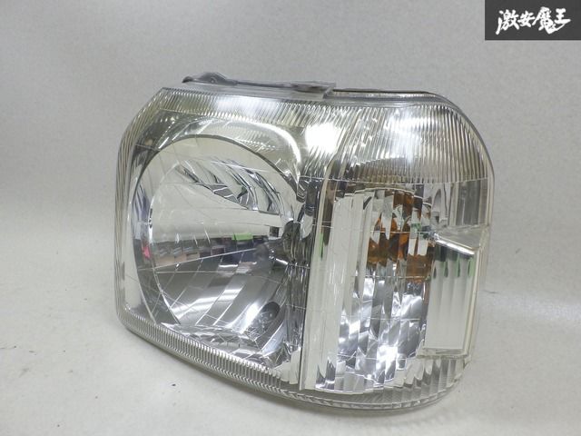 28 アクティ バン HH5 左ヘッドライト KOITO 100-62084 28 アクティ バン HH5 左ヘッドライト KOITO 100-62084 - メルカリ
