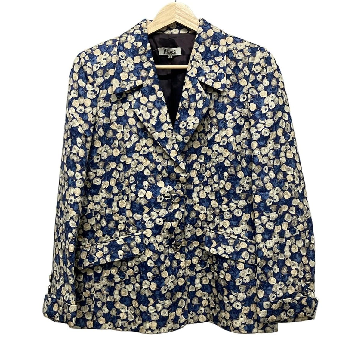 雑誌掲載【HERNO】 ジオメトリカル レース ジャケット HERNO(ヘルノ) ジャケット サイズ42 M レディース美品
