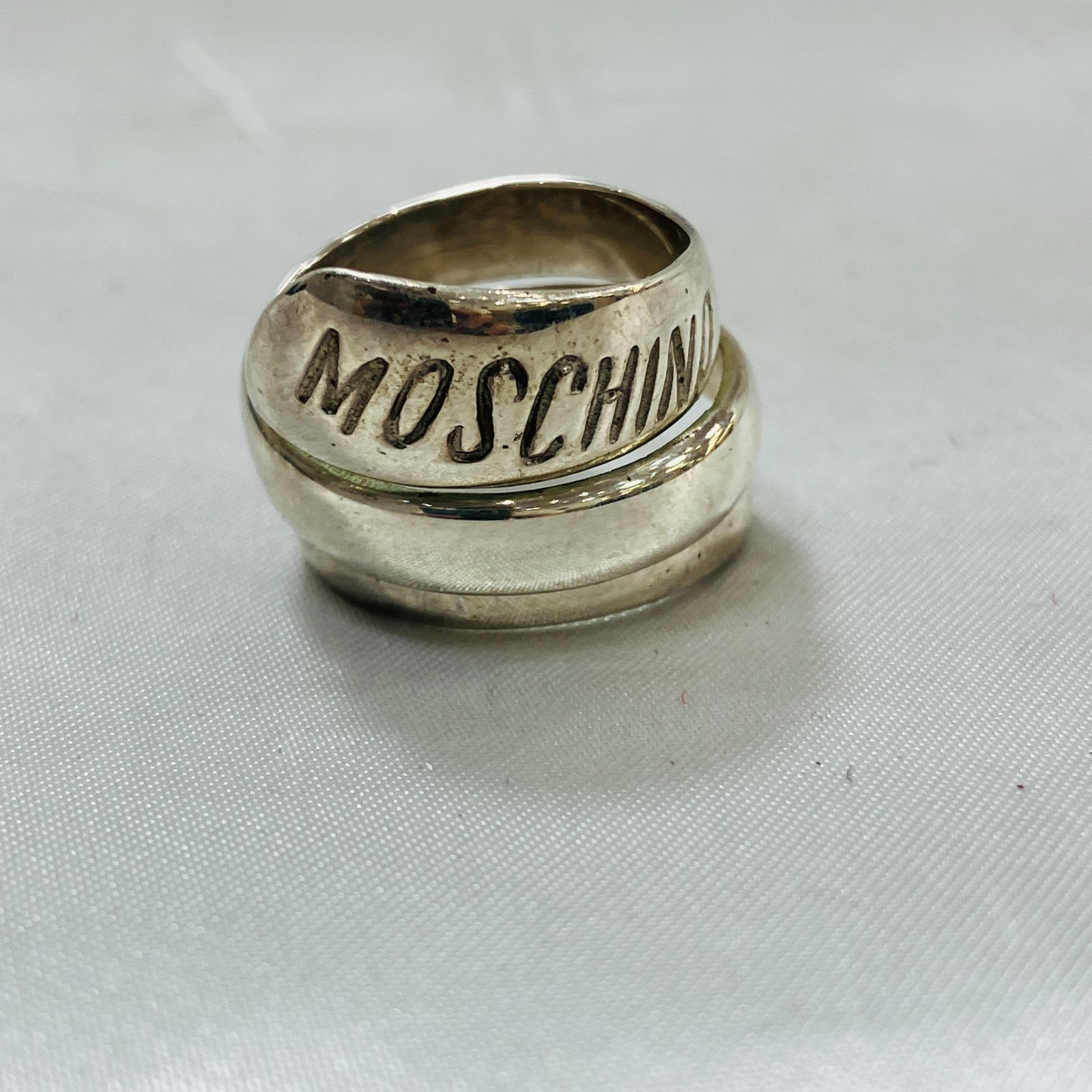 今年も話題の A【MOSCHINO】 8号 シルバー SV925 指輪 リング モスキーノ アクセサリー