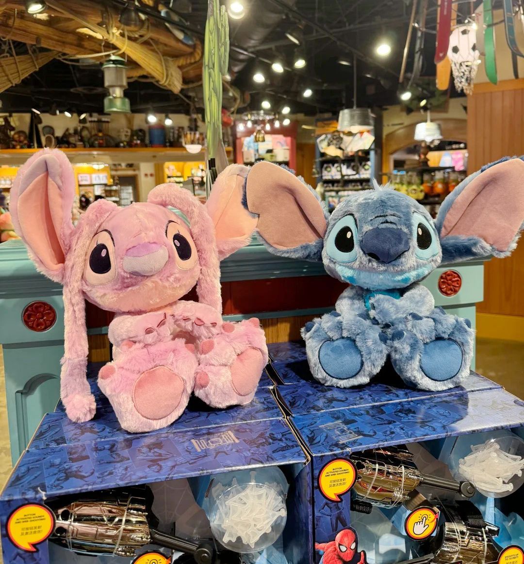 【最新☆正規品】スティッチ　卒業ぬいぐるみ　上海ディズニー STITCH - 【最新☆正規品】スティッチ 卒業ぬいぐるみ 上海
