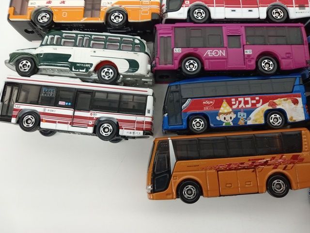 トミカ バス まとめ売り ミニカー 本体のみ 中古 ポケモンバス