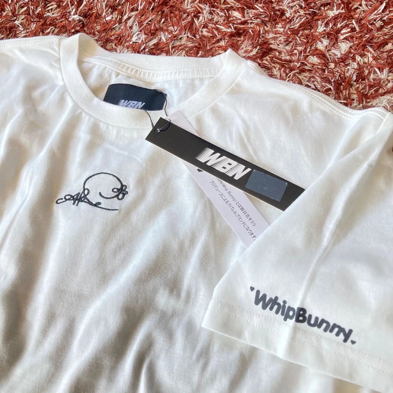 WBN 明日花キララ Whip Bunny ホイップバニー Ｔシャツ サインロゴ