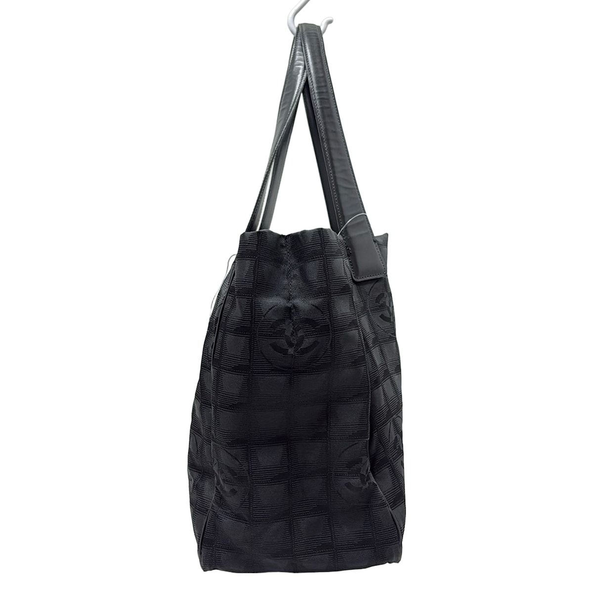 CHANEL(シャネル) トートバッグ ニュートラベルライントートMM