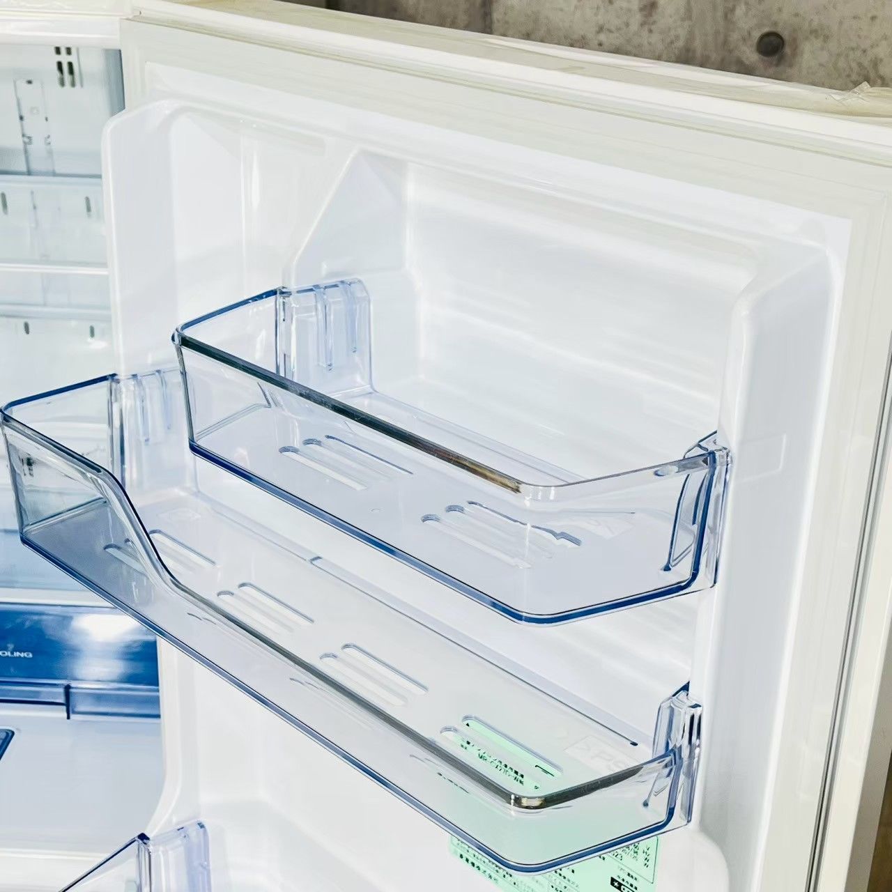 3ドア冷蔵庫 272L