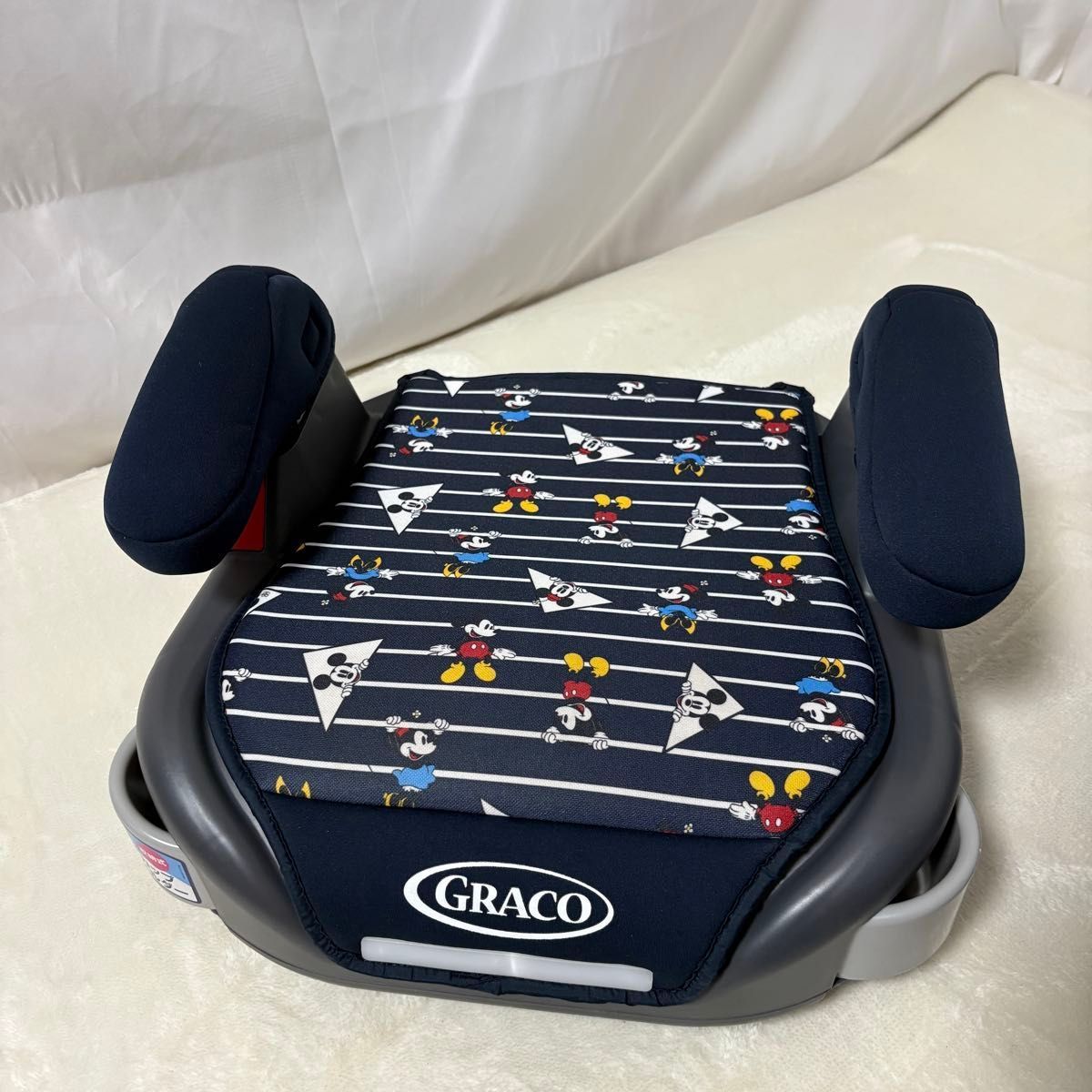 限定品GRACO グレコ ジュニアシート　ジュニアプラスDX　ディズニーミッキー GRACO グレコ ジュニアシート ジュニアプラスDX ディズニーミッキー