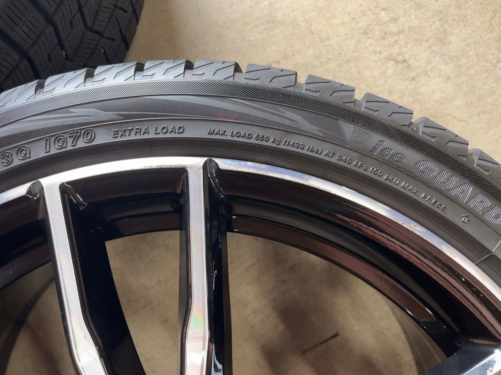 【今週のみ大幅値下げ】22年製アイスガード7 245/40/R19 BMW M5 22年製アイスガード7 245⁄40⁄R19 BMW M5等