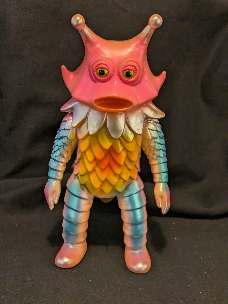 ブルマァク ソフビ ジャミラ ピンクカラー ウルトラマン フィギュア