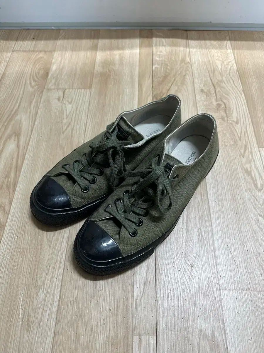 TROPHY CLOTHING (トロフィークロージング ) コンバース